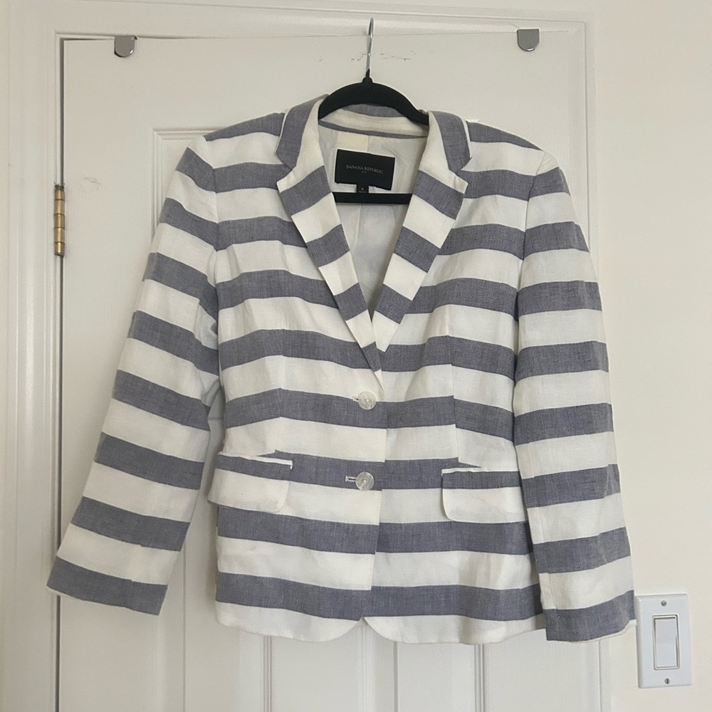 Banana Republic Women's Striped Blazer - White and Gray